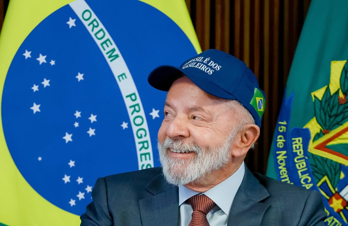 Lula rejects Brazil’s “Stray dog complex” (complexo de vira-lata) and reasserts the nation as a sovereign power